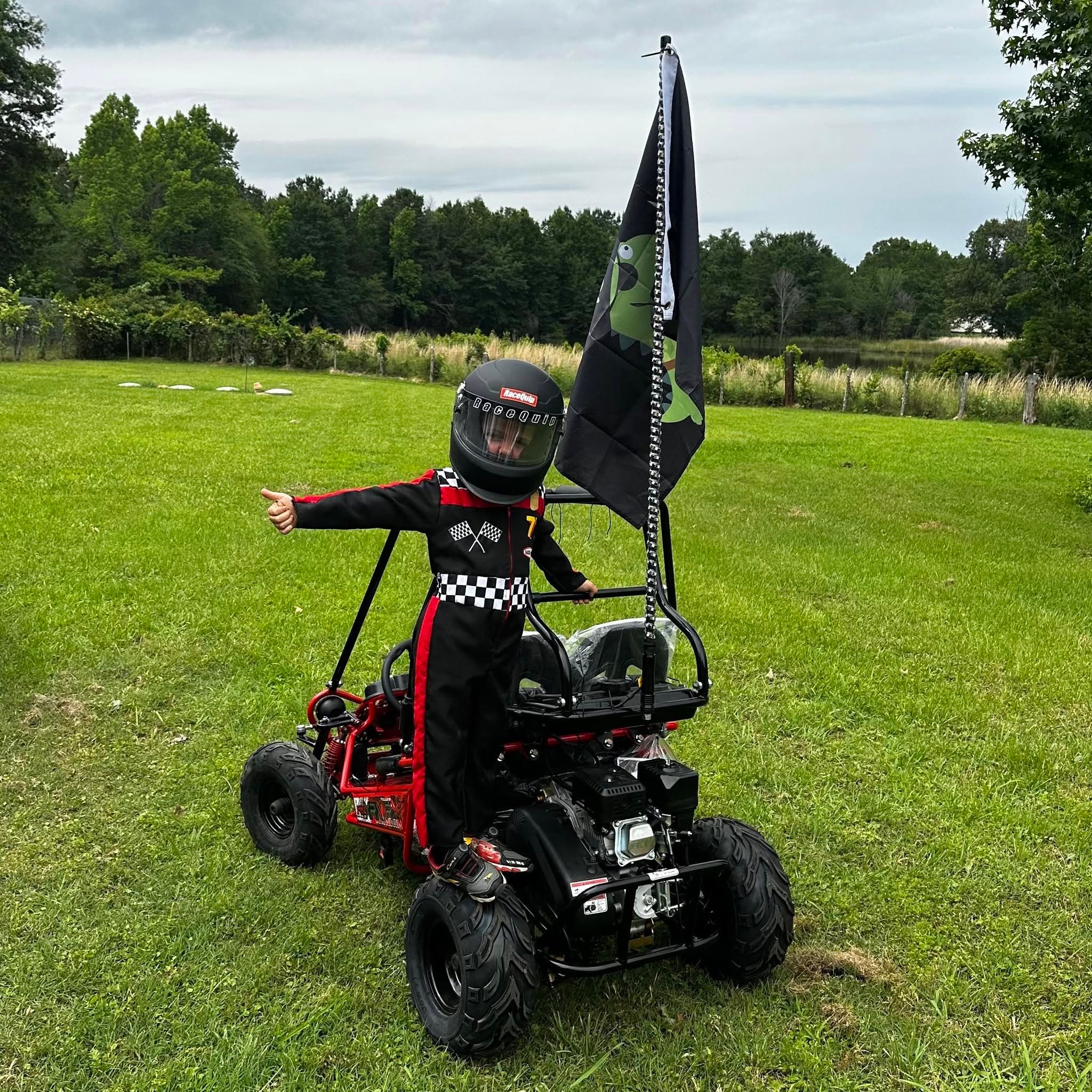 Young Daw family racer on the go-kart